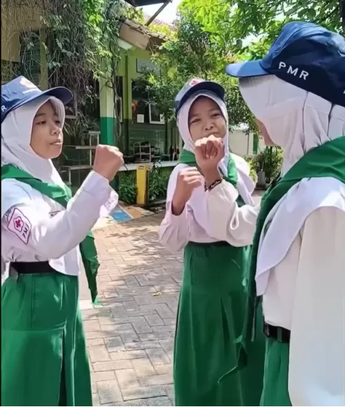Video Kreatif MIN 4 Demak, dalam mengikuti Lomba yang di selenggarakan oleh PMI Kab. Demak