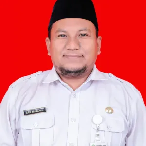 Arif Munzaini, S.Pd.I